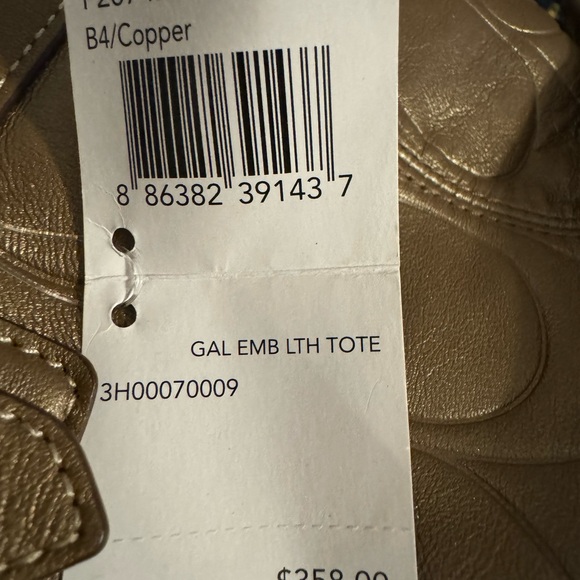 NWT Coach Gallery Embossed Leather Tote F20742 Brass/Copper Below $358 Retail - Picture 7 of 7